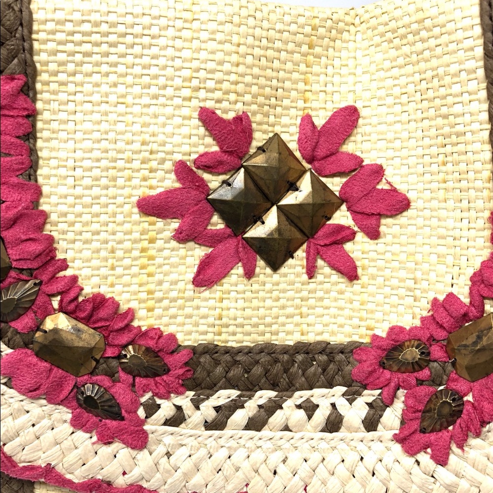 🔸V by Eva Woven Embroidered Shoulder Purse - Picture 4 of 8